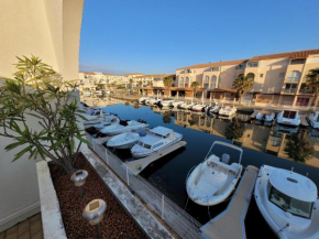 T2 à côté de la mer quartier des Quilles